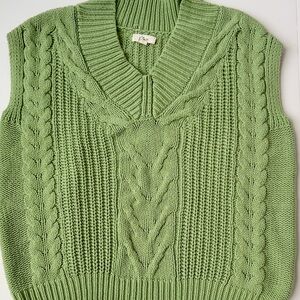Elan Green Cable Knit Sweater Vest
